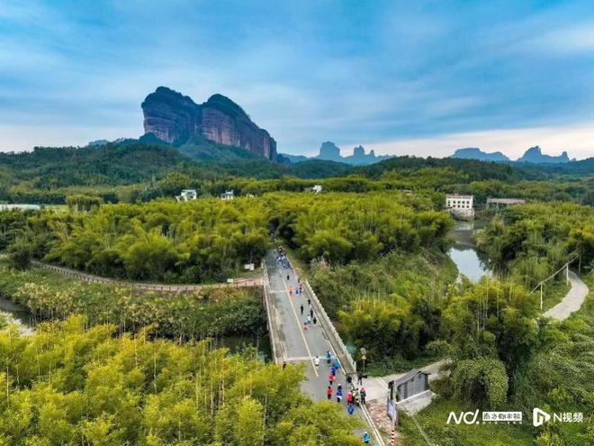 低空经济带火低空文旅深圳打“飞的”入选全国交旅融合案例(图1)