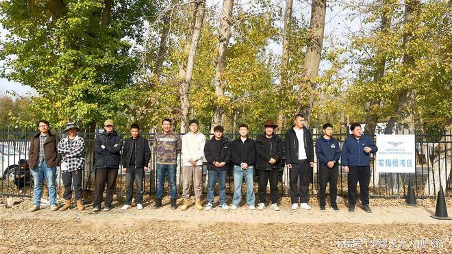 新疆无人机培训：空域申请为何不收费？背后有何隐情？(图2)