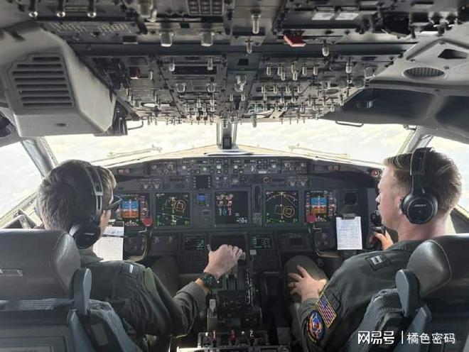 黄岩岛发生激烈海空对峙！菲轻型飞机多次遭中方舰载直升机的压制(图1)