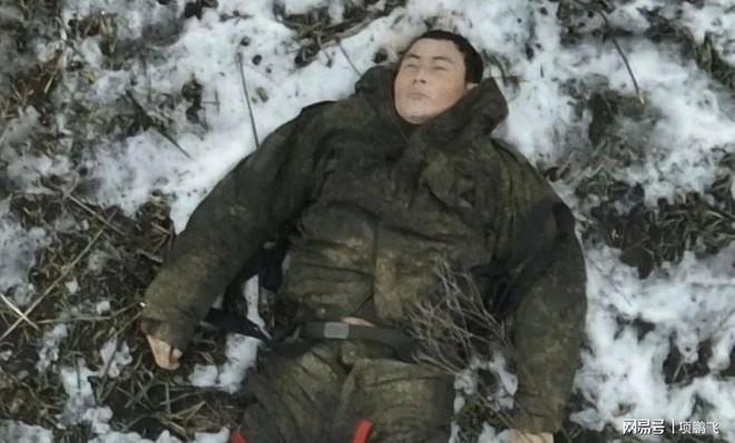 法媒称入俄朝军有数百人伤亡？俄军再击落自家直升机(图1)