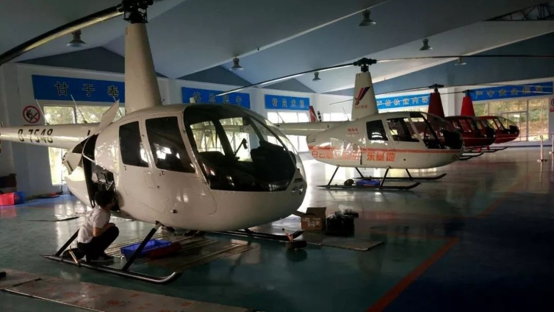 中方直升机紧急升空逼近3米内驱离外机菲律宾这次真破防了(图1)